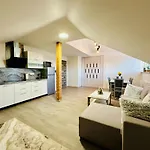 Elements Apartament *
