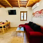 Elements Apartament *
