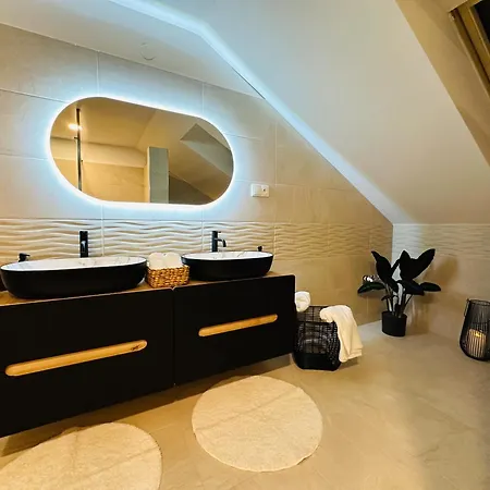 Elements Lednice